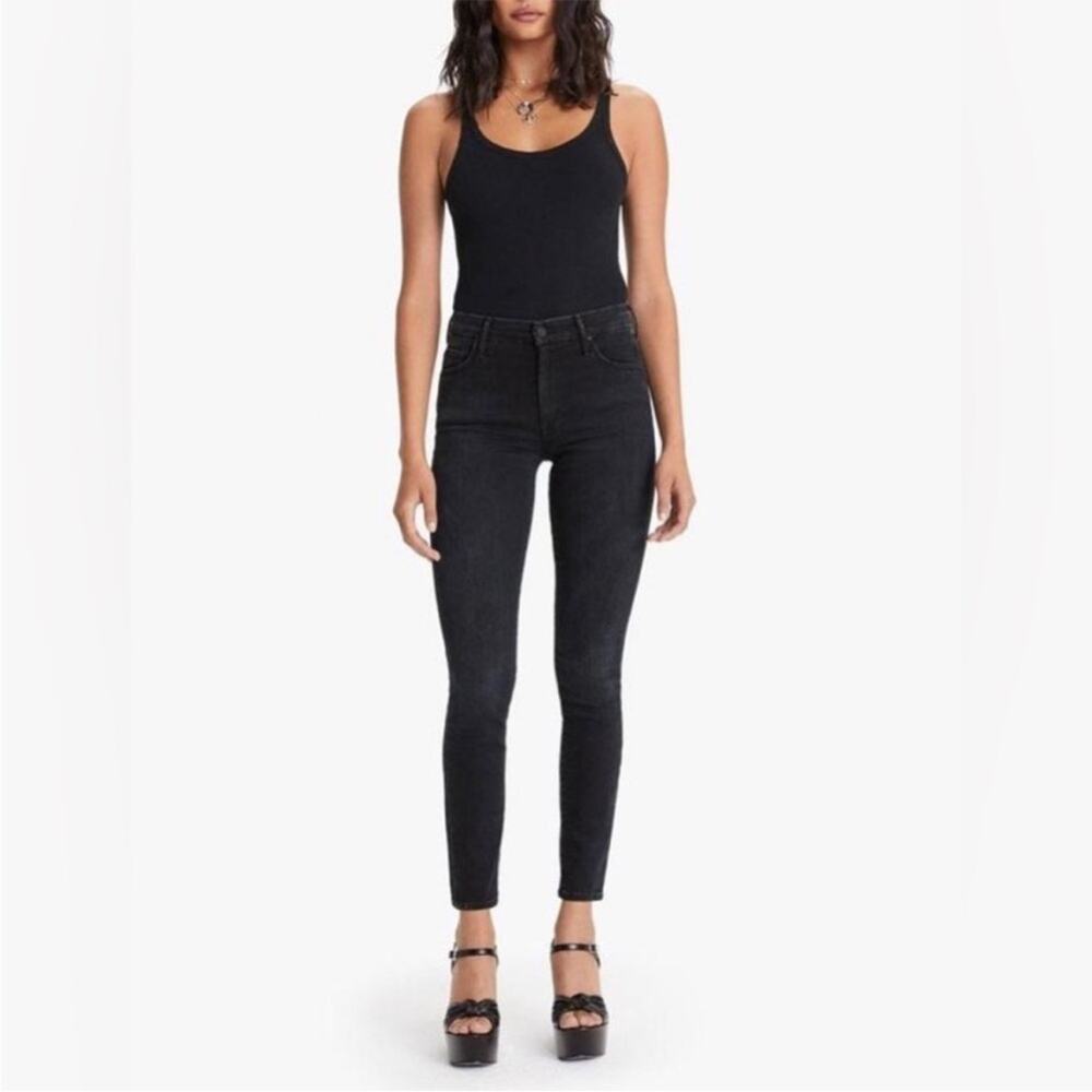 Mother High Waist Looker Jeans in Blackbird Size 26